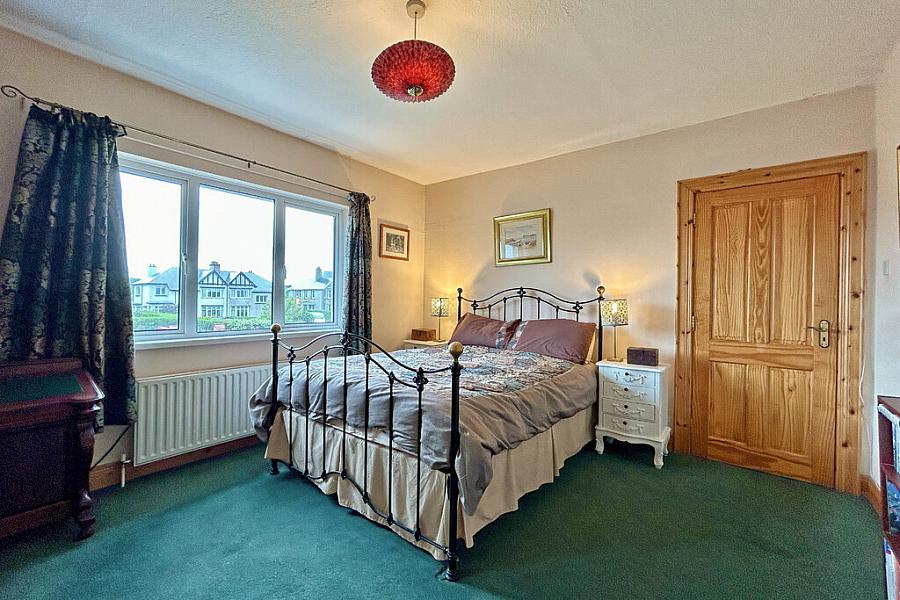 10 Coleraine Road