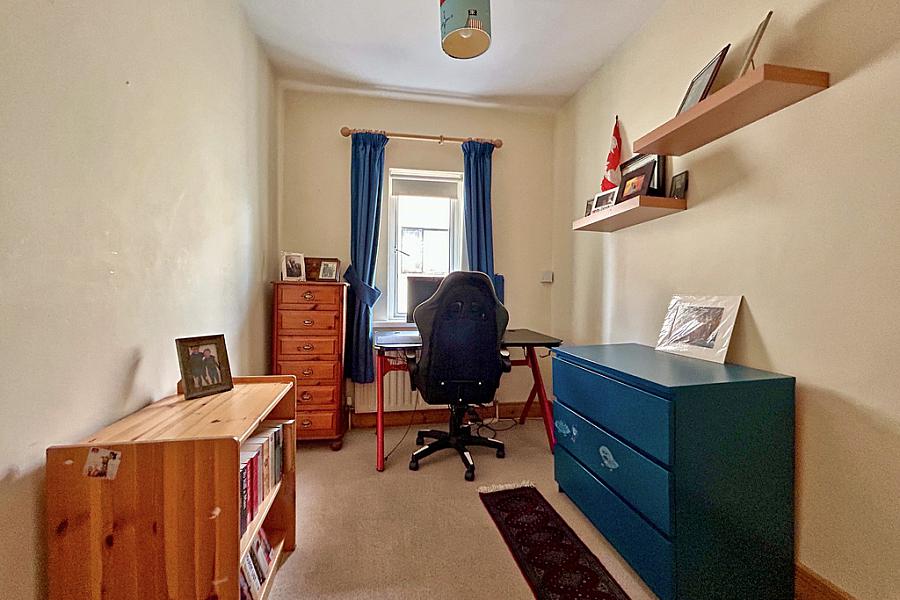 10 Coleraine Road