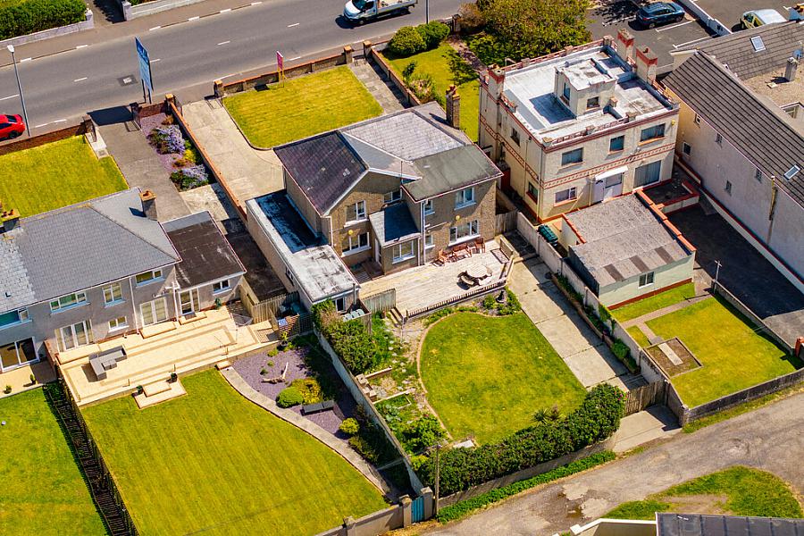 10 Coleraine Road