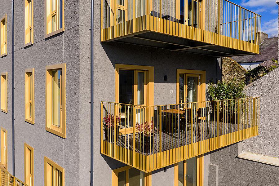 C8 Riverview Court, Main Street