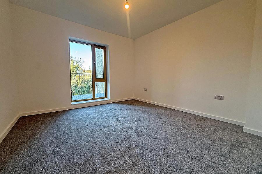 C11 Riverview Court, Main Street