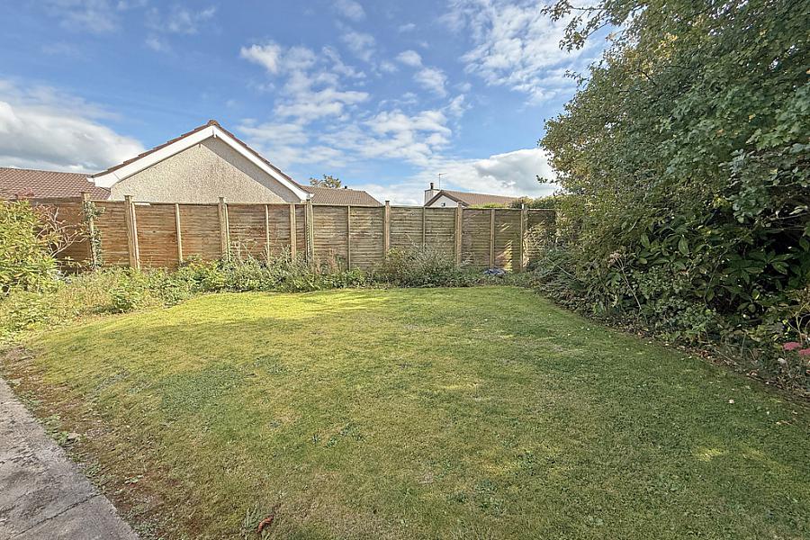 27 Flowerfield Road