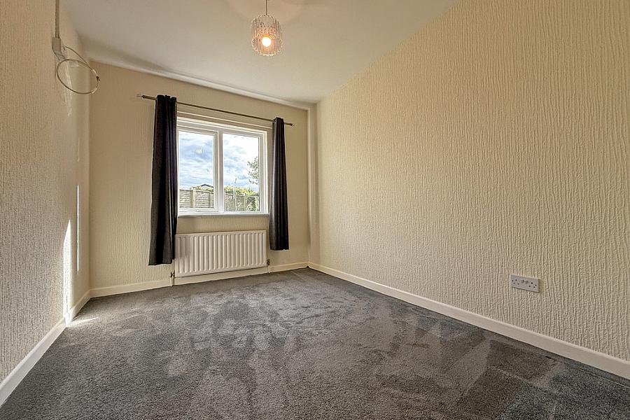 27 Flowerfield Road