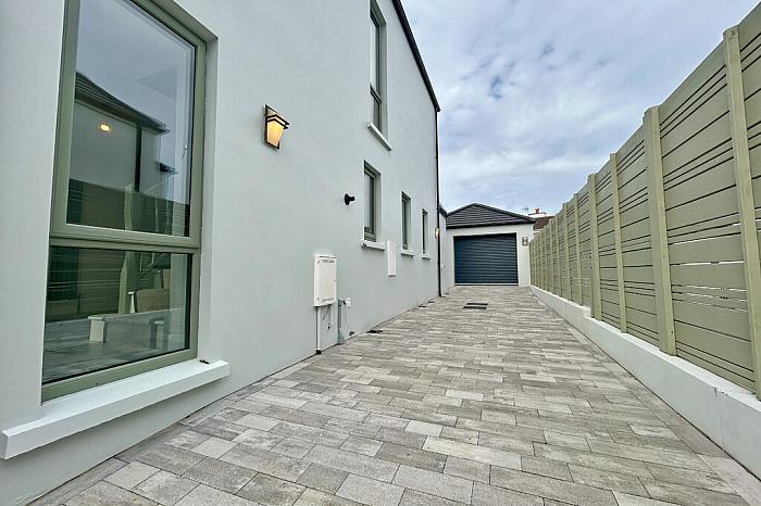 4 Nursery Mews 4 Nursery Mews