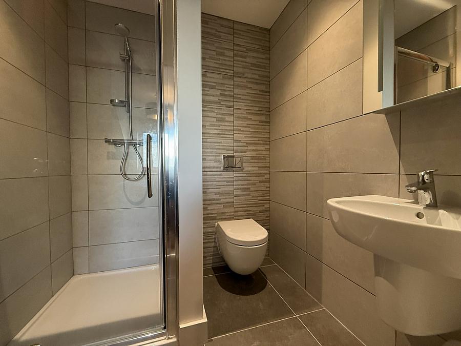 6 West Quays (penthouse)