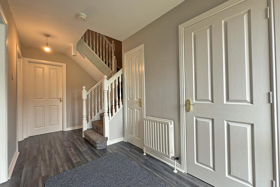 18 Millfort Close