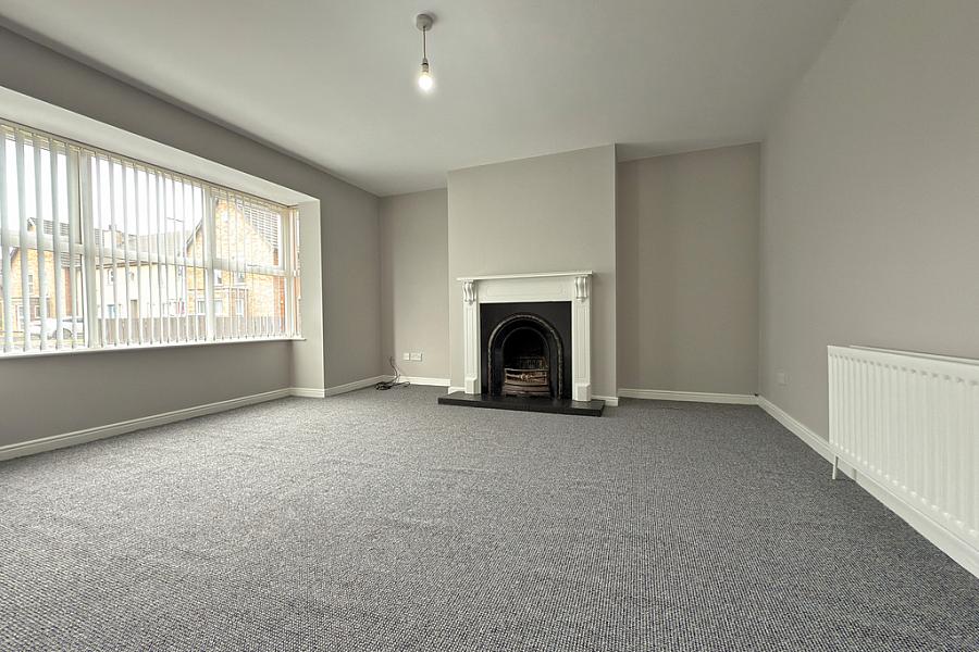 18 Millfort Close