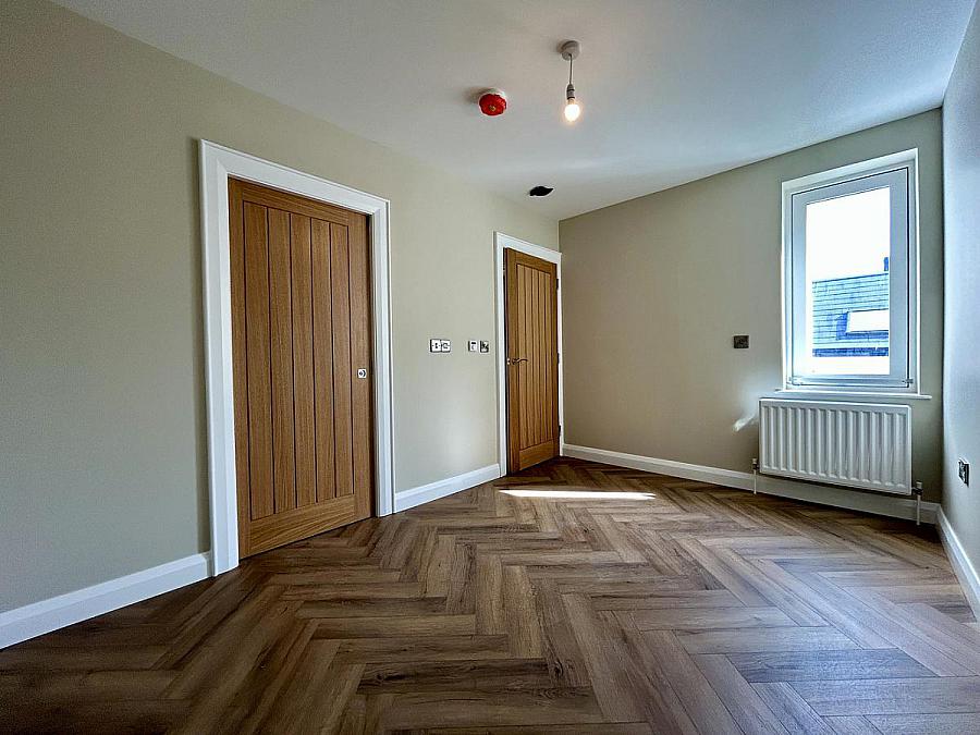 Apartment 3, 80 The Promenade