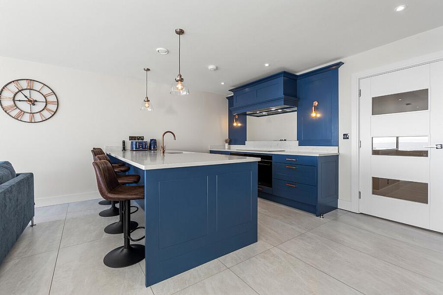 11 Castle Linn