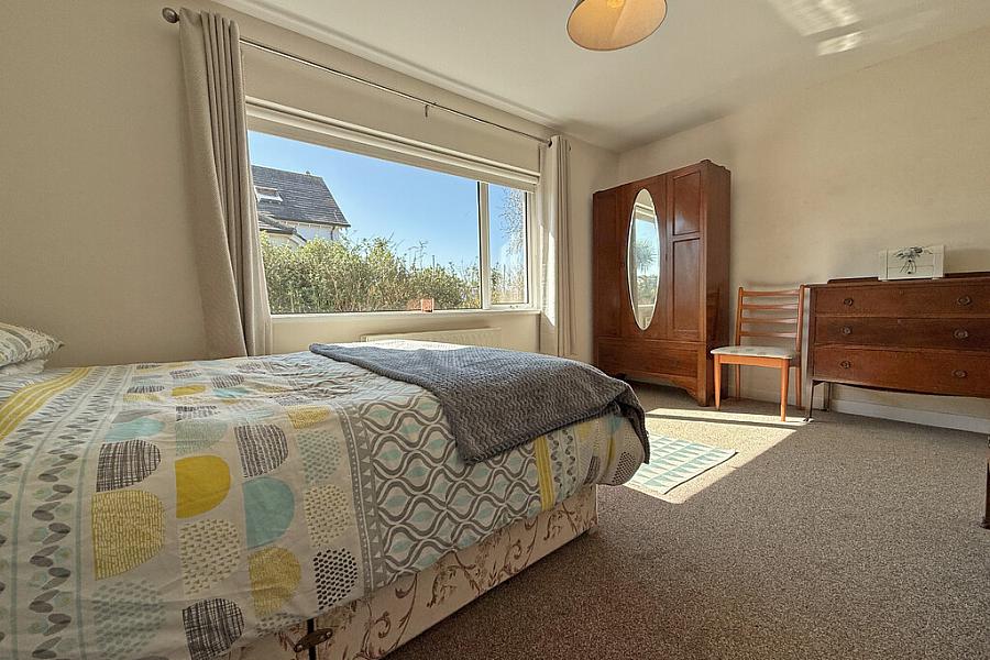 27 Larkhill Road