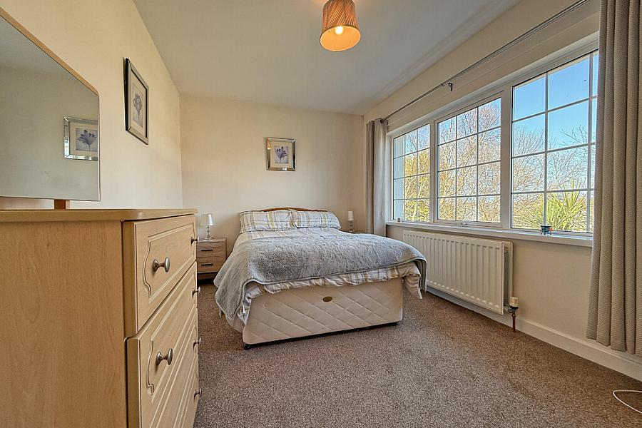 27 Larkhill Road