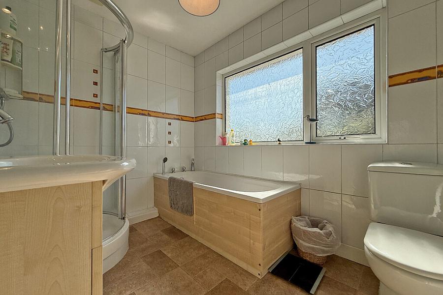 27 Larkhill Road