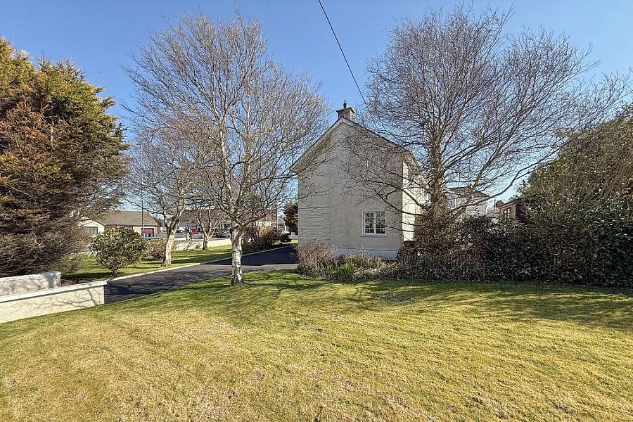 27 Larkhill Road
