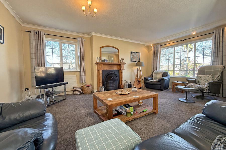 27 Larkhill Road
