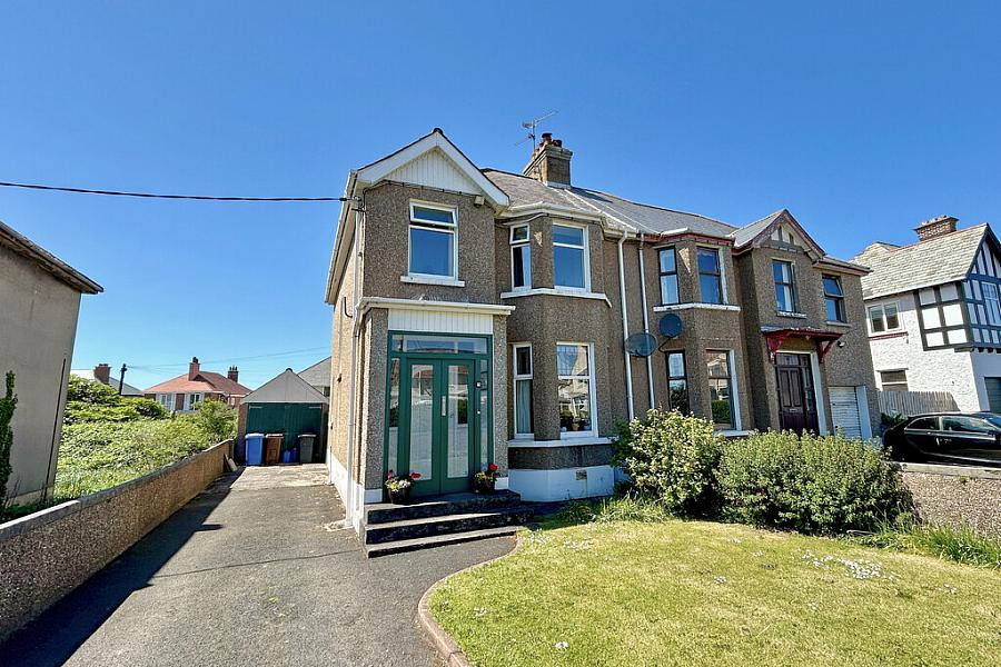 6 Hopefield Avenue