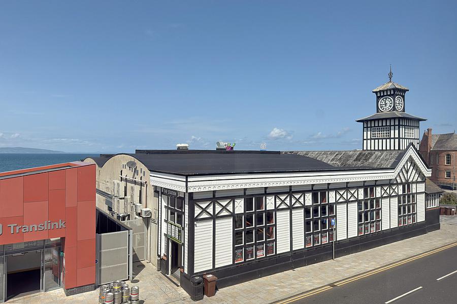 57b Eglinton Street