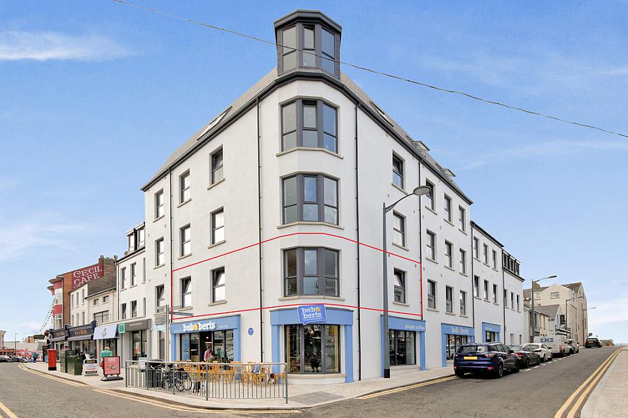 3 Coastal Links Apartments