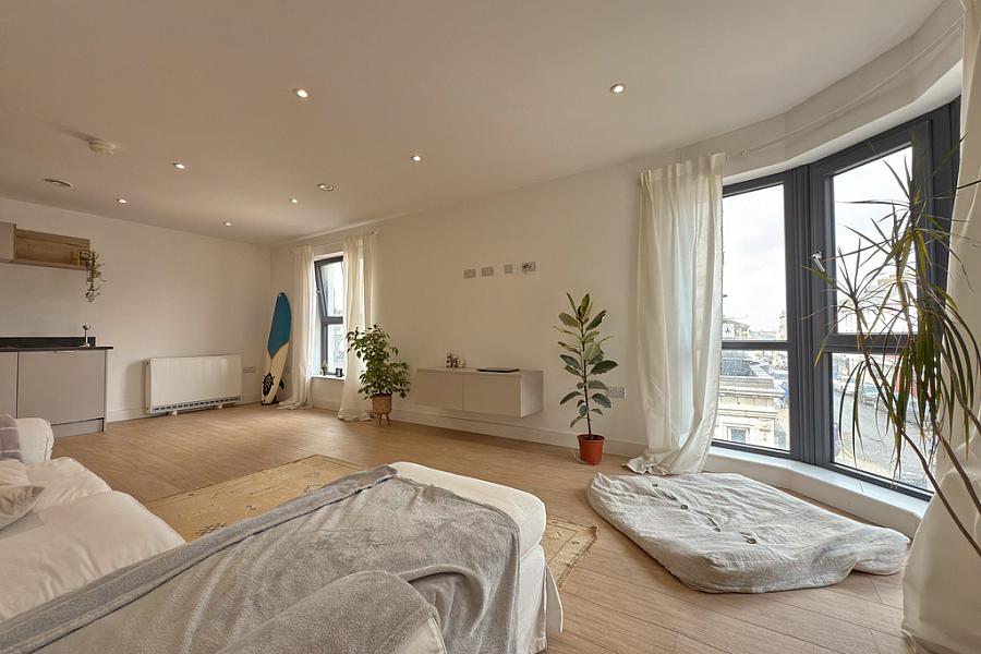 3 Coastal Links Apartments