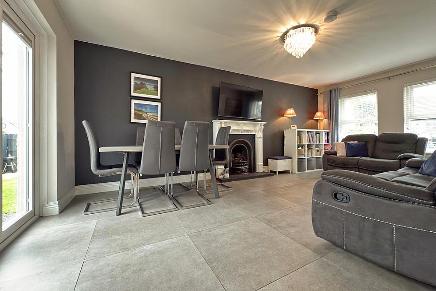 85 Primrose Gardens