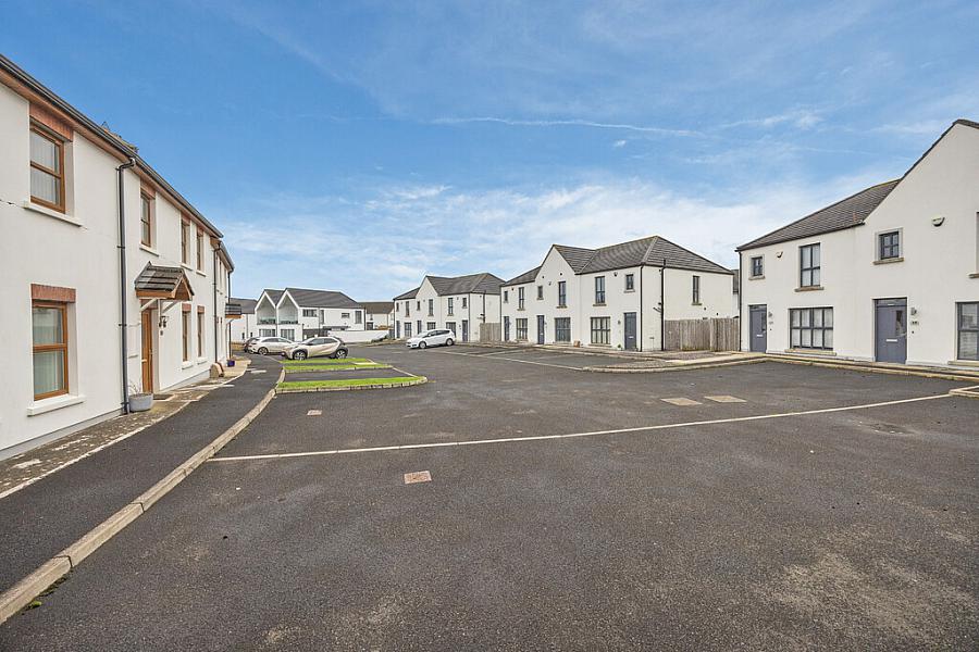 12 Swilly Court