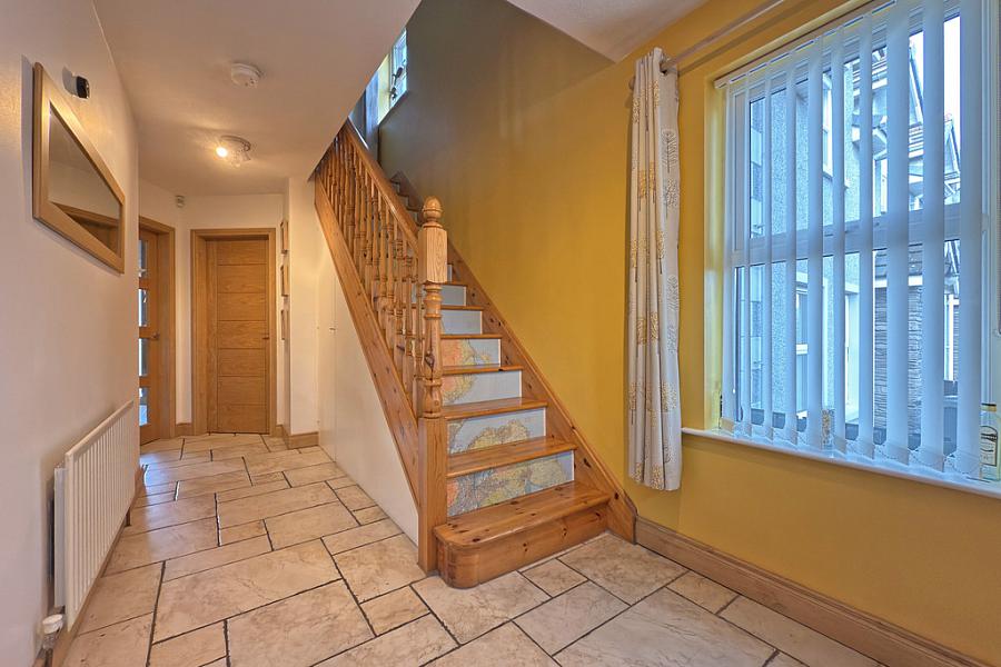 9 Eagry Gardens