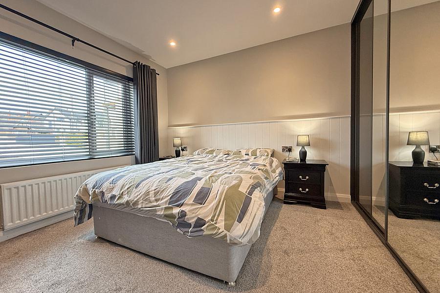8 Strand Crescent 8 Strand Crescent