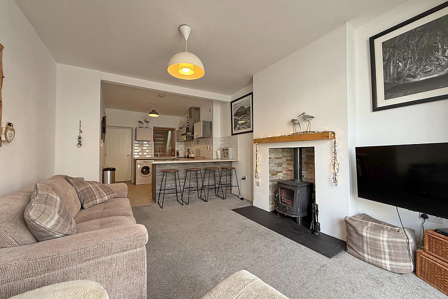 Flat 1 , 64 Causeway Street