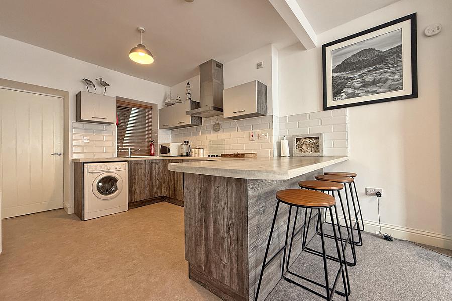 Flat 1 , 64 Causeway Street