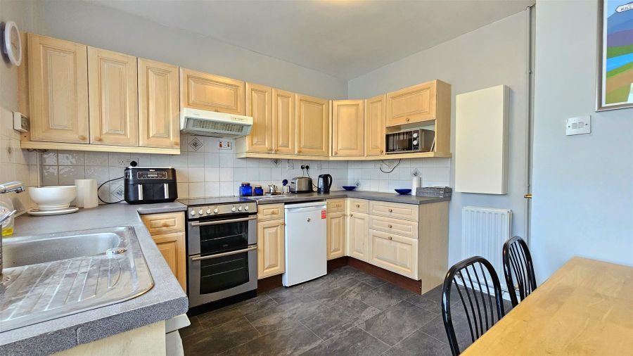 11 Brookborough Avenue