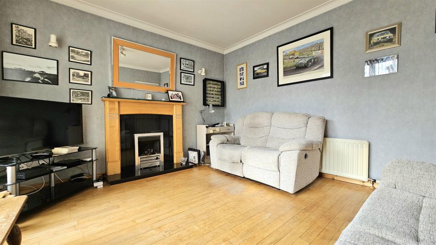 11 Brookborough Avenue