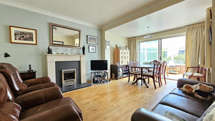 11 Brookborough Avenue