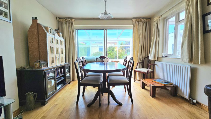 11 Brookborough Avenue