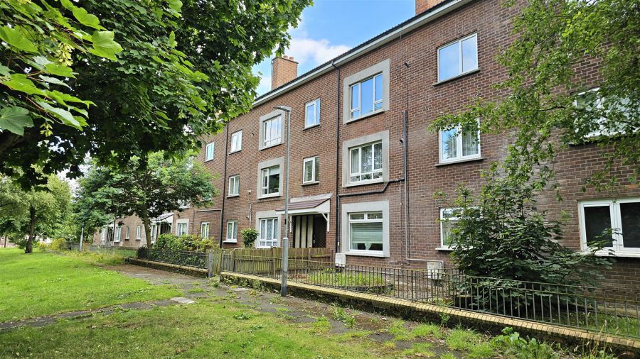 30 Rosebrook Grove