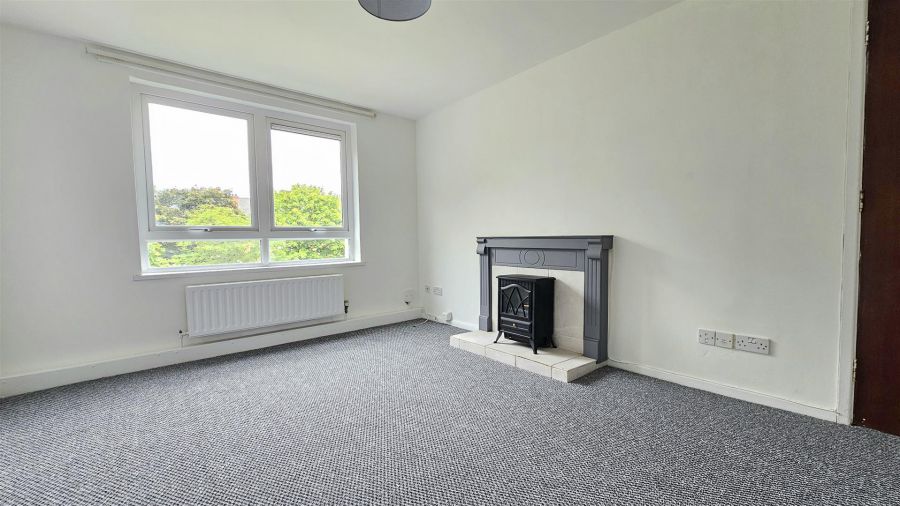 52 Rosebrook Grove