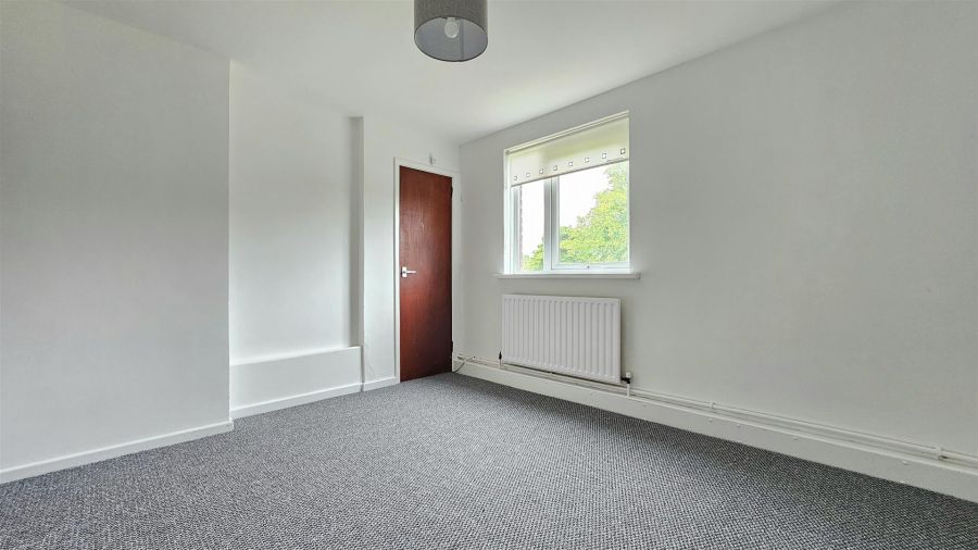 52 Rosebrook Grove