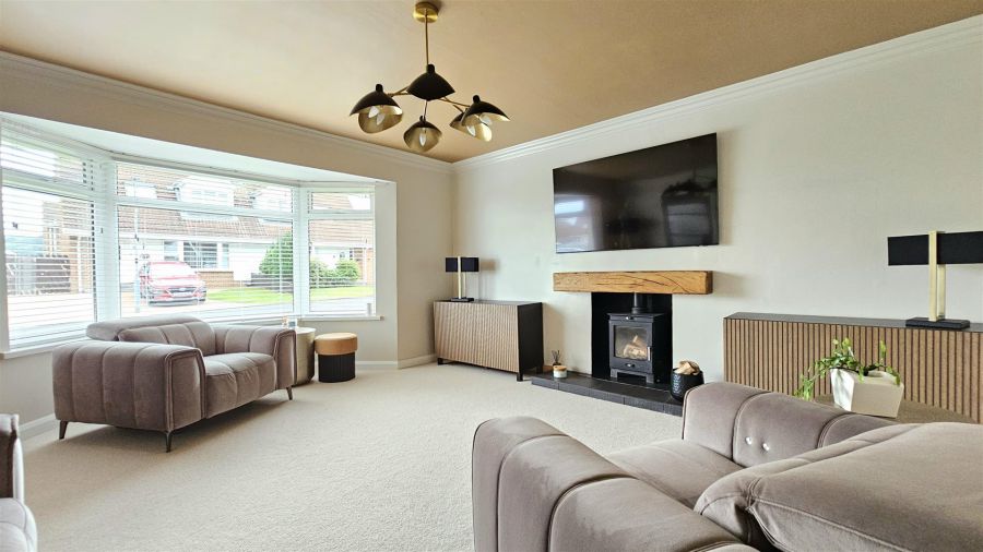 37 Hillview Crescent