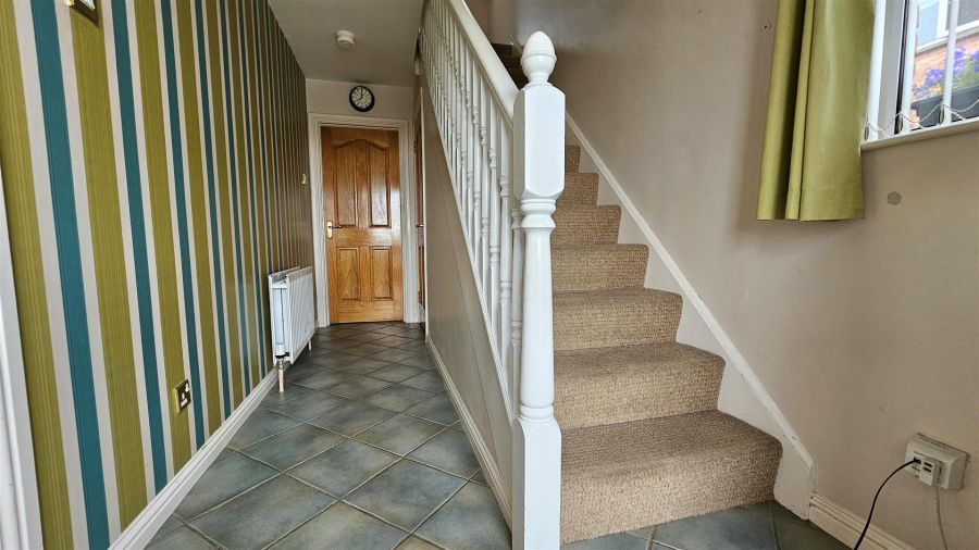 15 Brackenberg Road