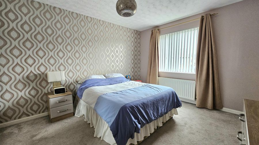 15 Brackenberg Road