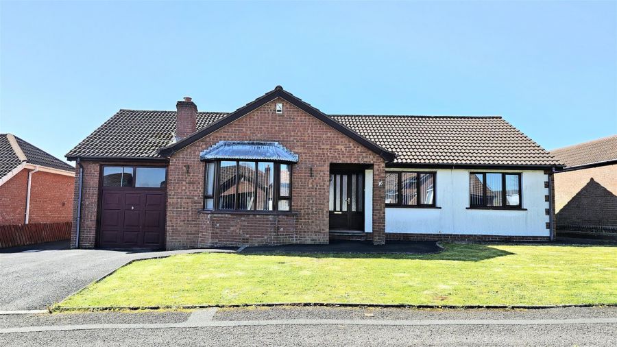 16 Sandringham Avenue