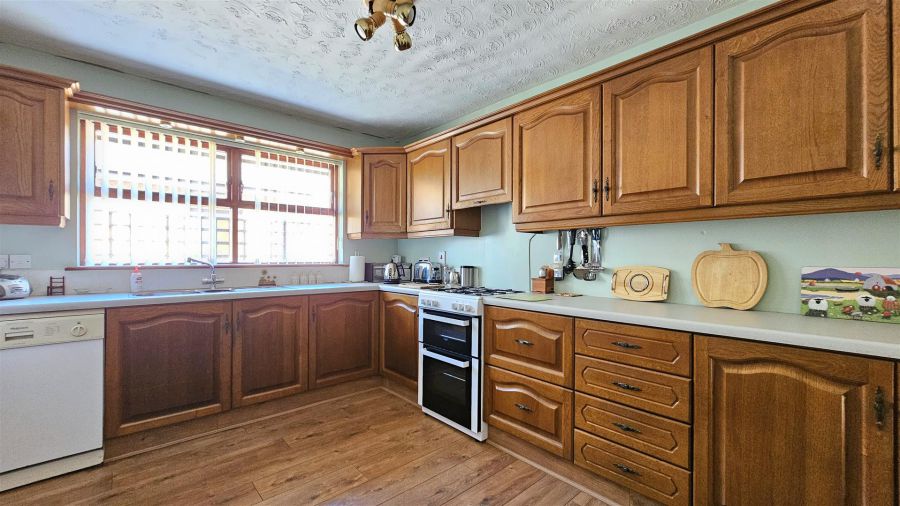 51 Hillview Road