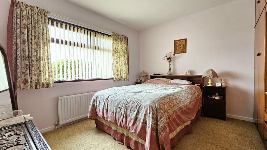 29 Brooklands Park