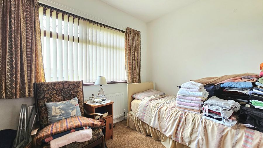 29 Brooklands Park
