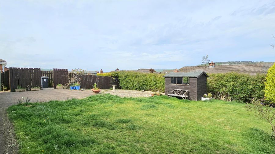 29 Brooklands Park