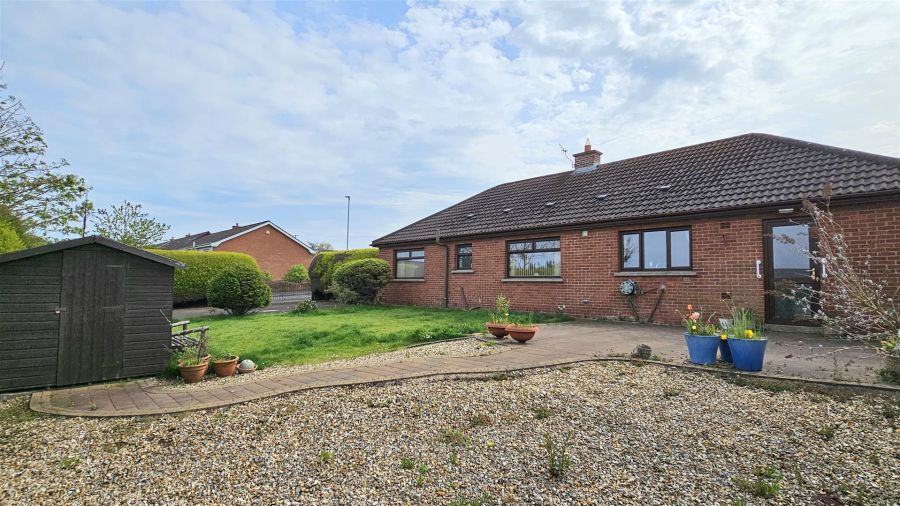 29 Brooklands Park