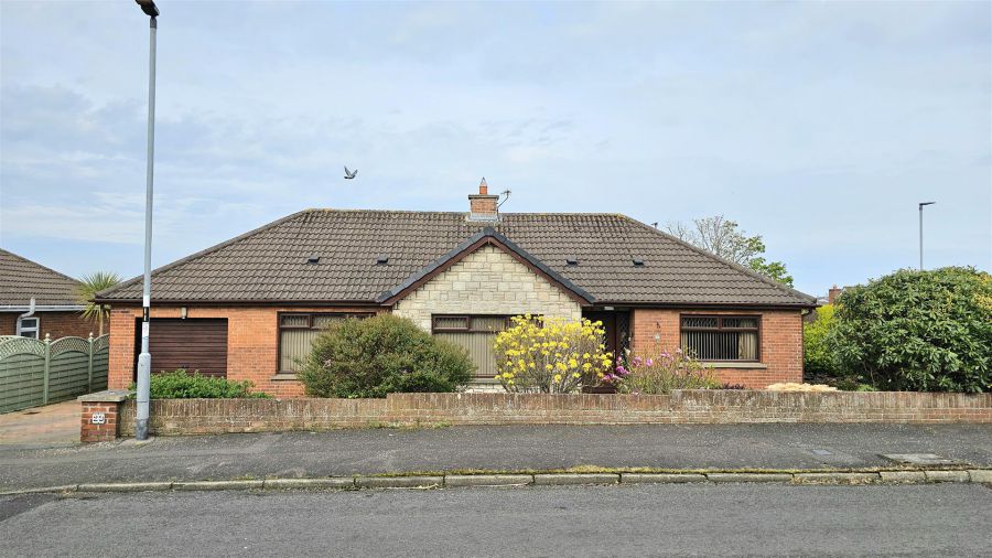 29 Brooklands Park