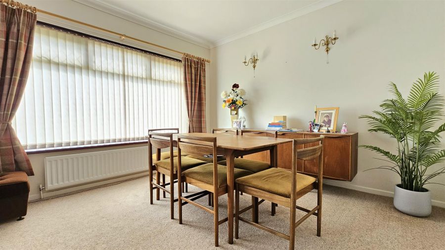 29 Brooklands Park