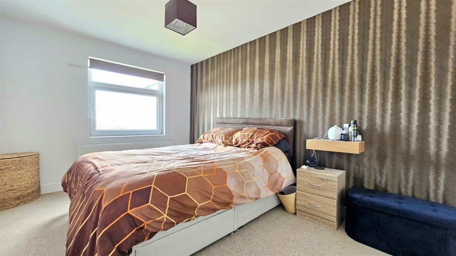 2j Knocksallagh Green