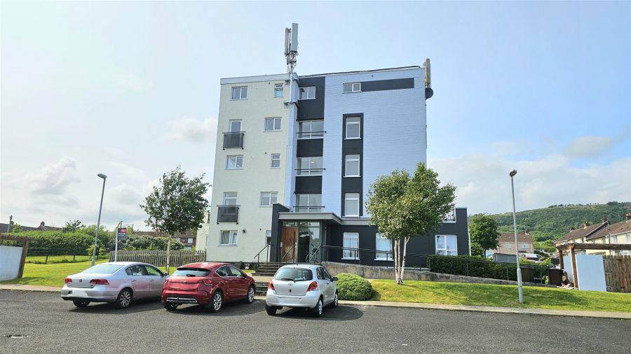 2j Knocksallagh Green