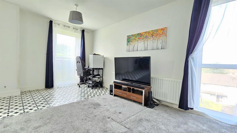 2j Knocksallagh Green