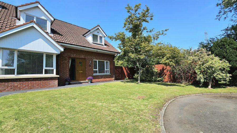 7 Craigs Close